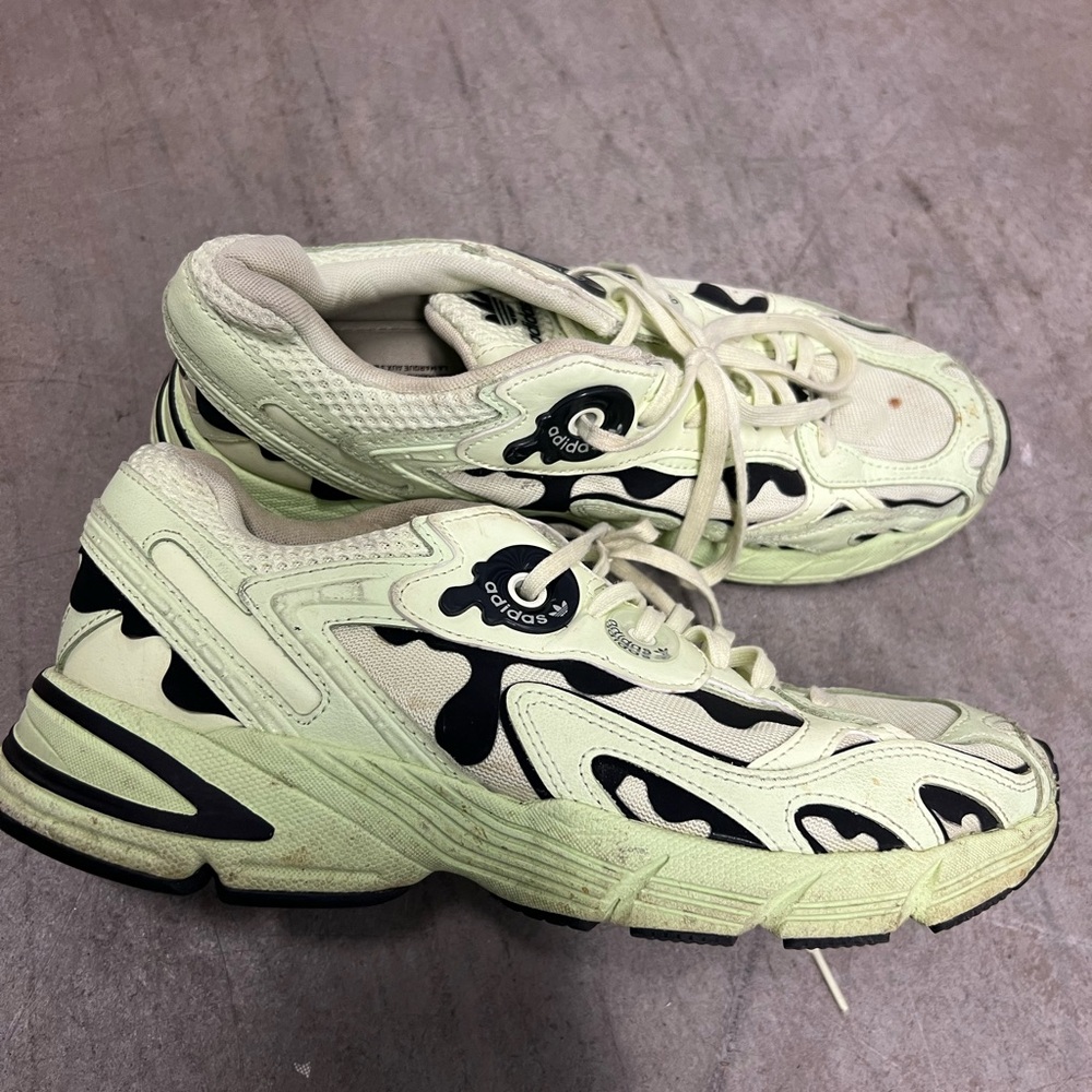 Adidas Men's Sneakers - Cream and Black
